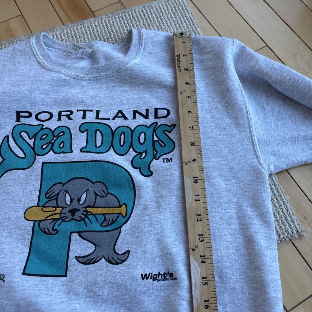Vintage Portland Sea Dogs Maine Sweatshirt XL Gray Crewneck Youth Baseball - Picture 10 of 11